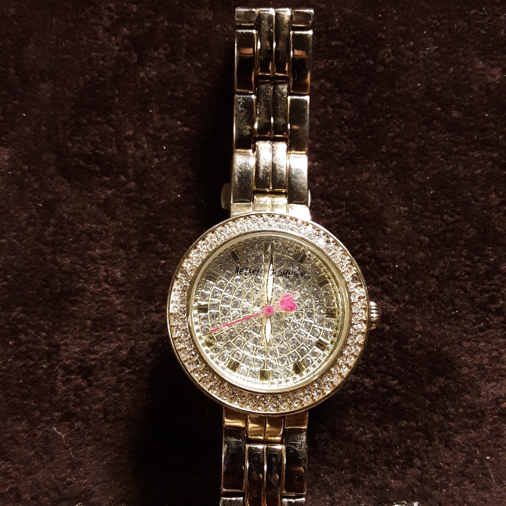 Betsy Johnson [free shipping]